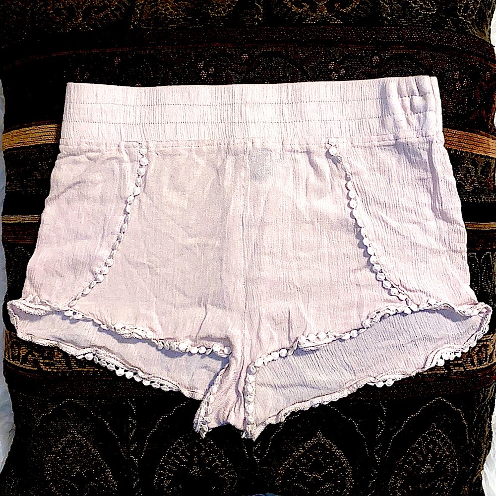 Love Tree Blush Pom Pom Shorts
